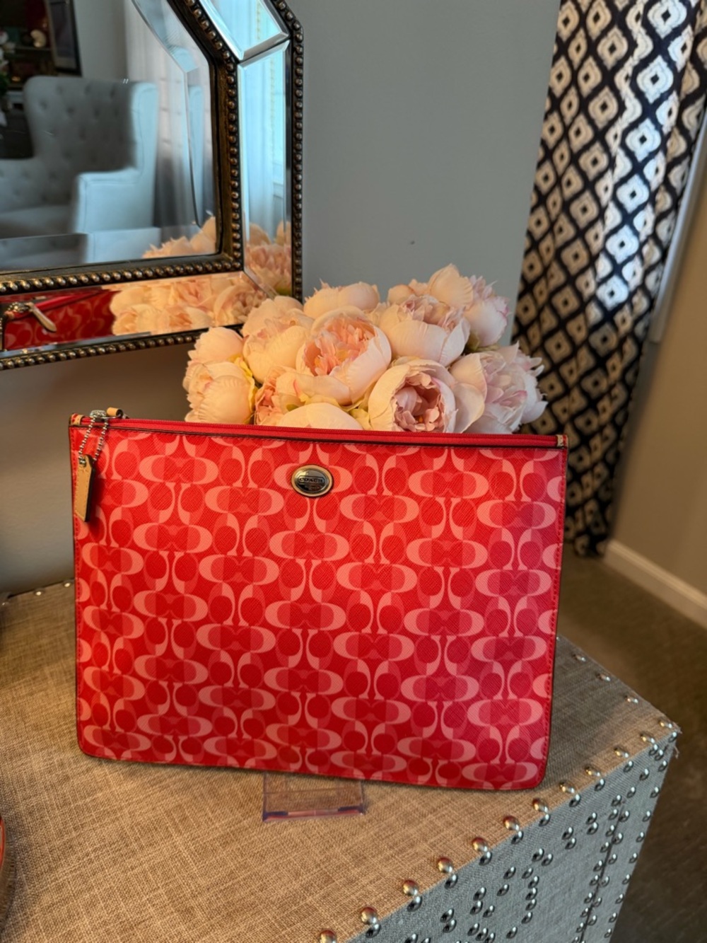 Coach like new fresh preppy Signature Logo envelope Clutch iPad Holder